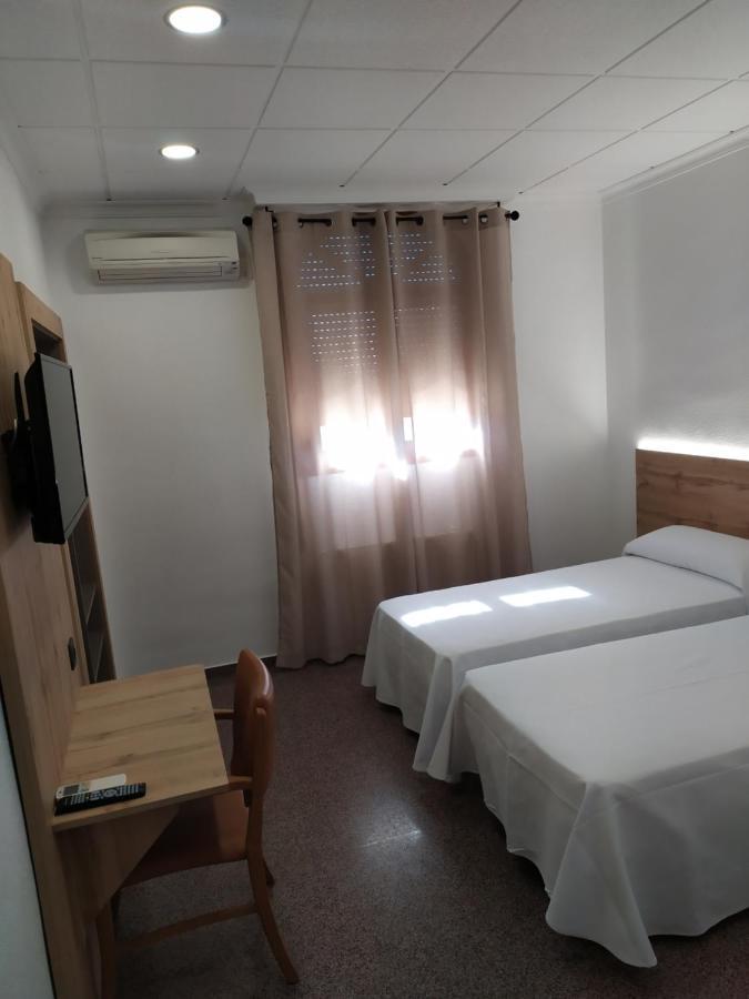 Venta El Borrego Hotel Baneres de Mariola Bagian luar foto