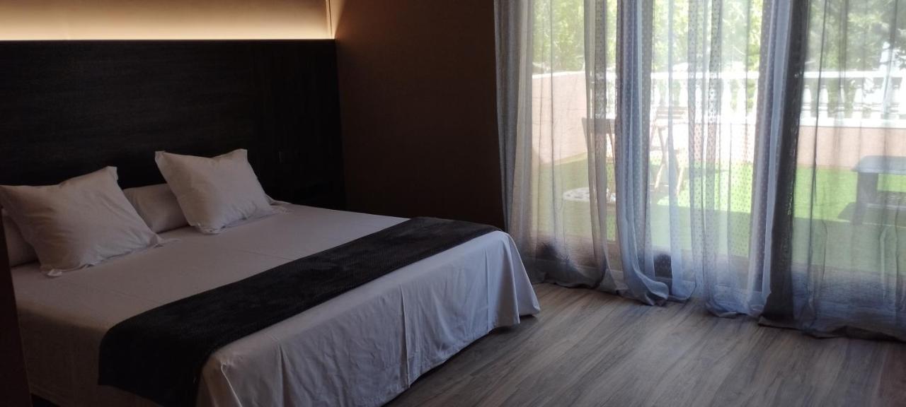 Venta El Borrego Hotel Baneres de Mariola Bagian luar foto